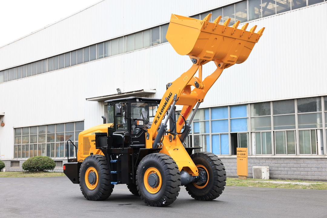 Фронтальный погрузчик Lonking CDM853GN — изображение 2