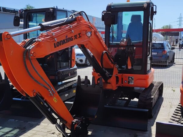 Гусеничный экскаватор Lonking CDM6035